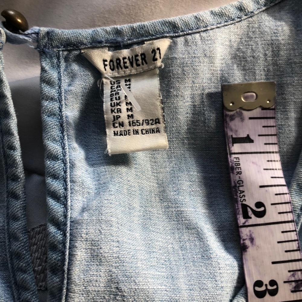 2/30š»Pockets!!! Forever 21 Denim sleeveless dress - Picture 3 of 5